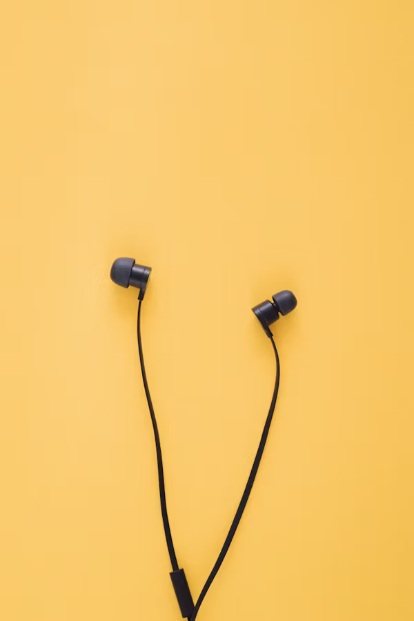 Yellow earphone china